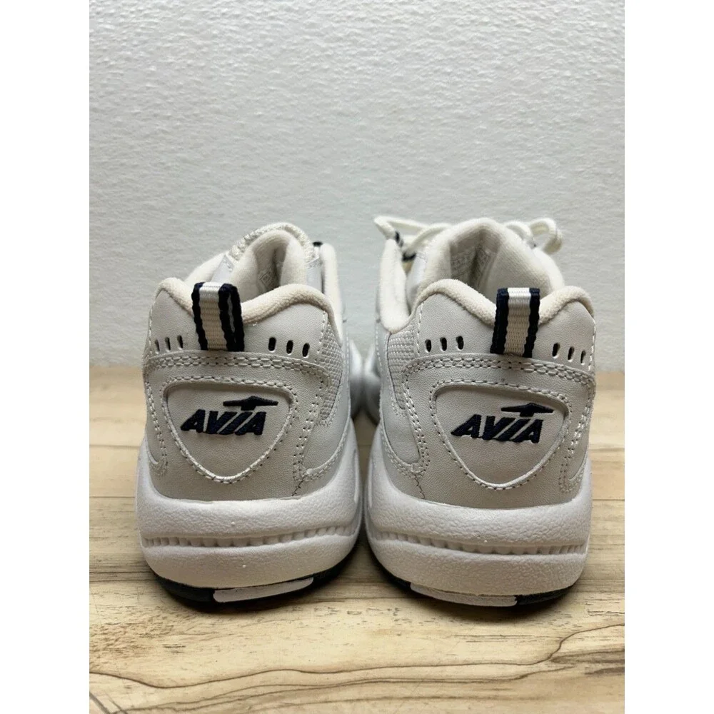 Vtg 2000s AVIA 2020WWD Women's Training Sneakers White Athletic Shoes Size 7
